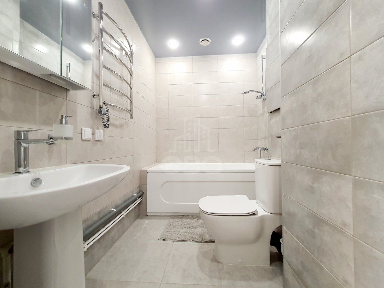 двухкомнатная квартира в Санкт-Петербурге по адресу: Реки Каменки наб., 7, к 2