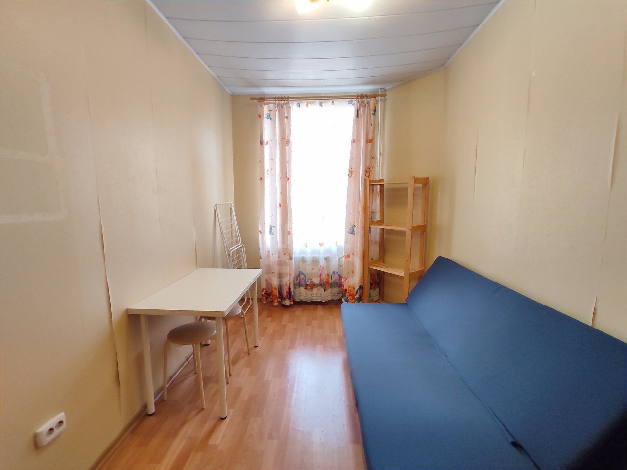 комната в Санкт-Петербурге по адресу: Нарвский проспект, 16