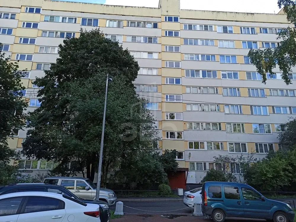 комната в Санкт-Петербурге по адресу: Есенина ул., 8, к 1