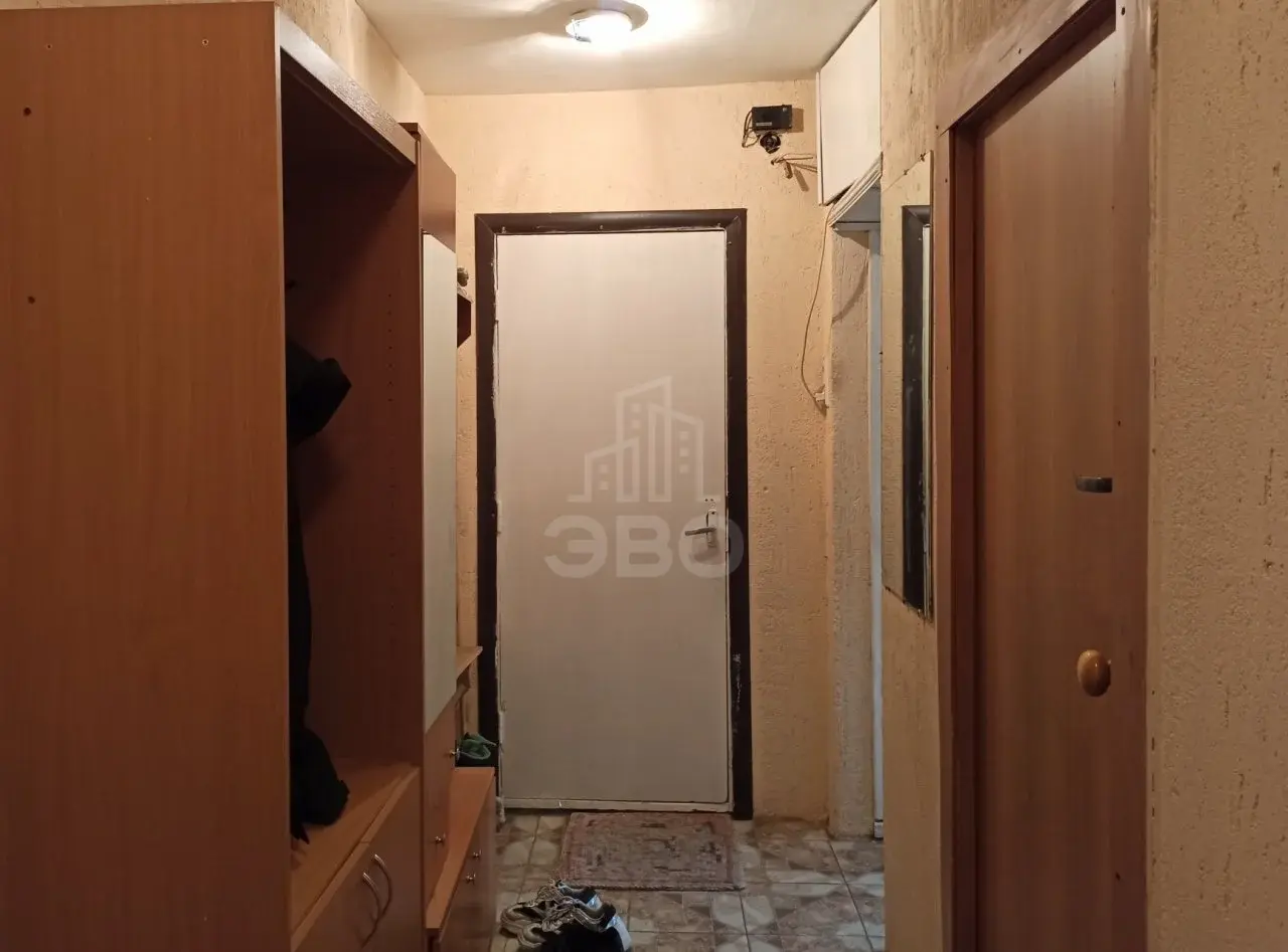 комната в Санкт-Петербурге по адресу: Есенина ул., 8, к 1