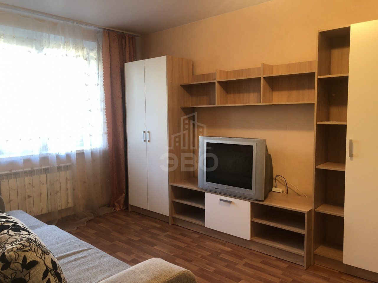 однокомнатная квартира в Санкт-Петербурге по адресу: Октябрьская наб., 80, к 5