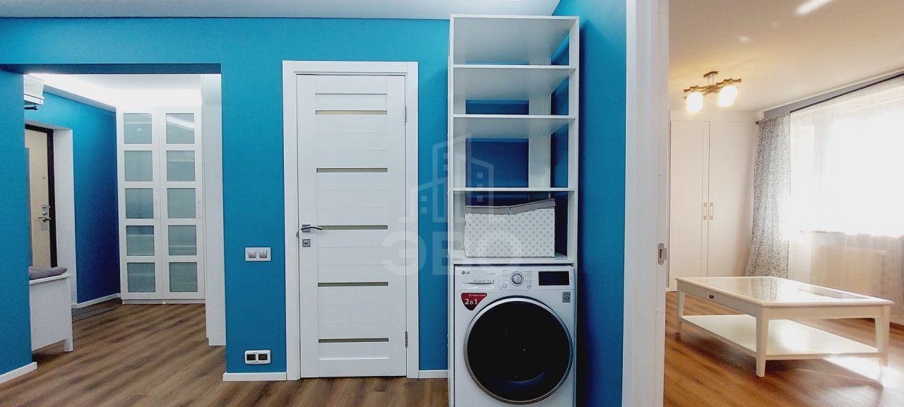 трехкомнатная квартира в Санкт-Петербурге по адресу: Заречная ул., 11, к 4