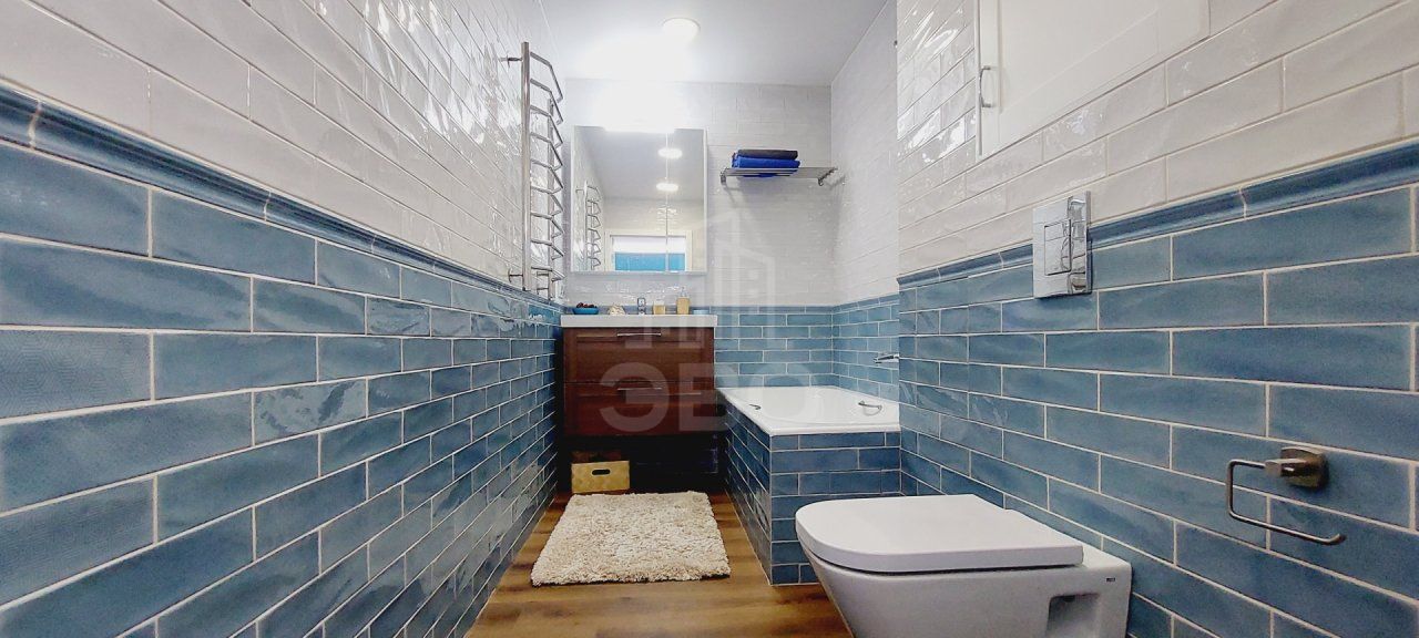 трехкомнатная квартира в Санкт-Петербурге по адресу: Заречная ул., 11, к 4