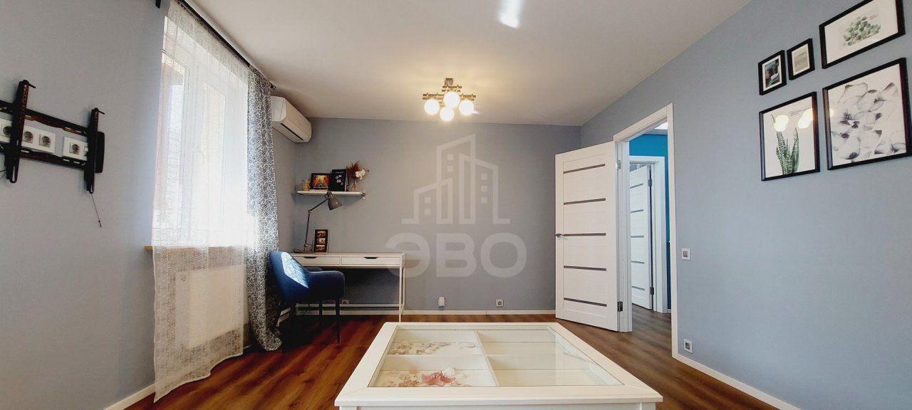 трехкомнатная квартира в Санкт-Петербурге по адресу: Заречная ул., 11, к 4