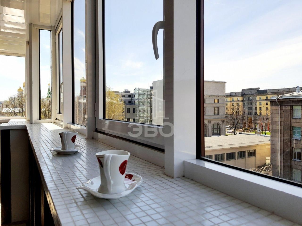 однокомнатная квартира в Санкт-Петербурге по адресу: Киевская ул., 3