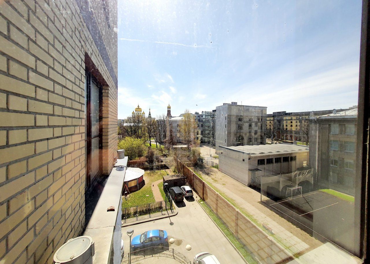 однокомнатная квартира в Санкт-Петербурге по адресу: Киевская ул., 3