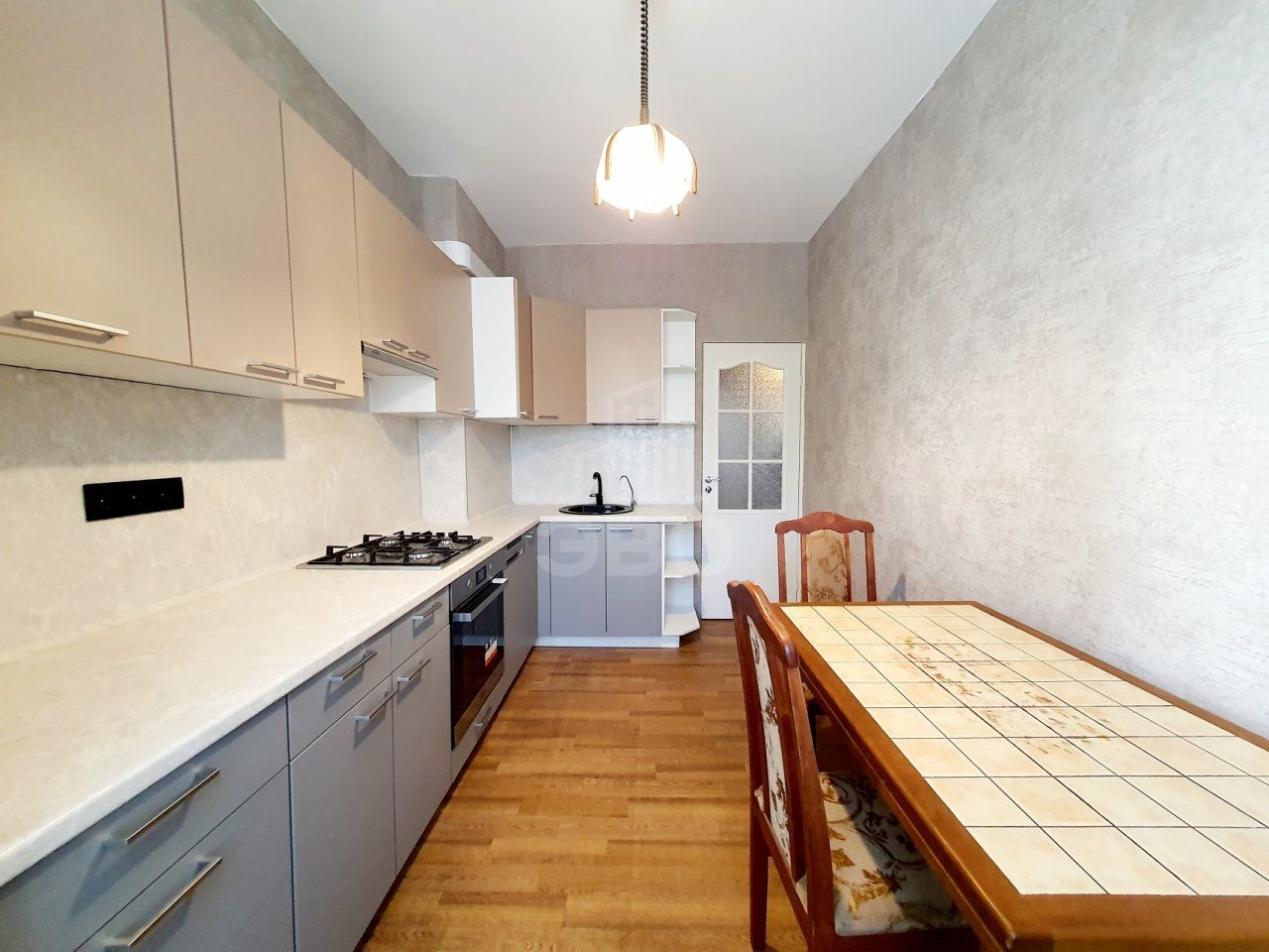 трехкомнатная квартира в Санкт-Петербурге по адресу: Садовая ул., 125