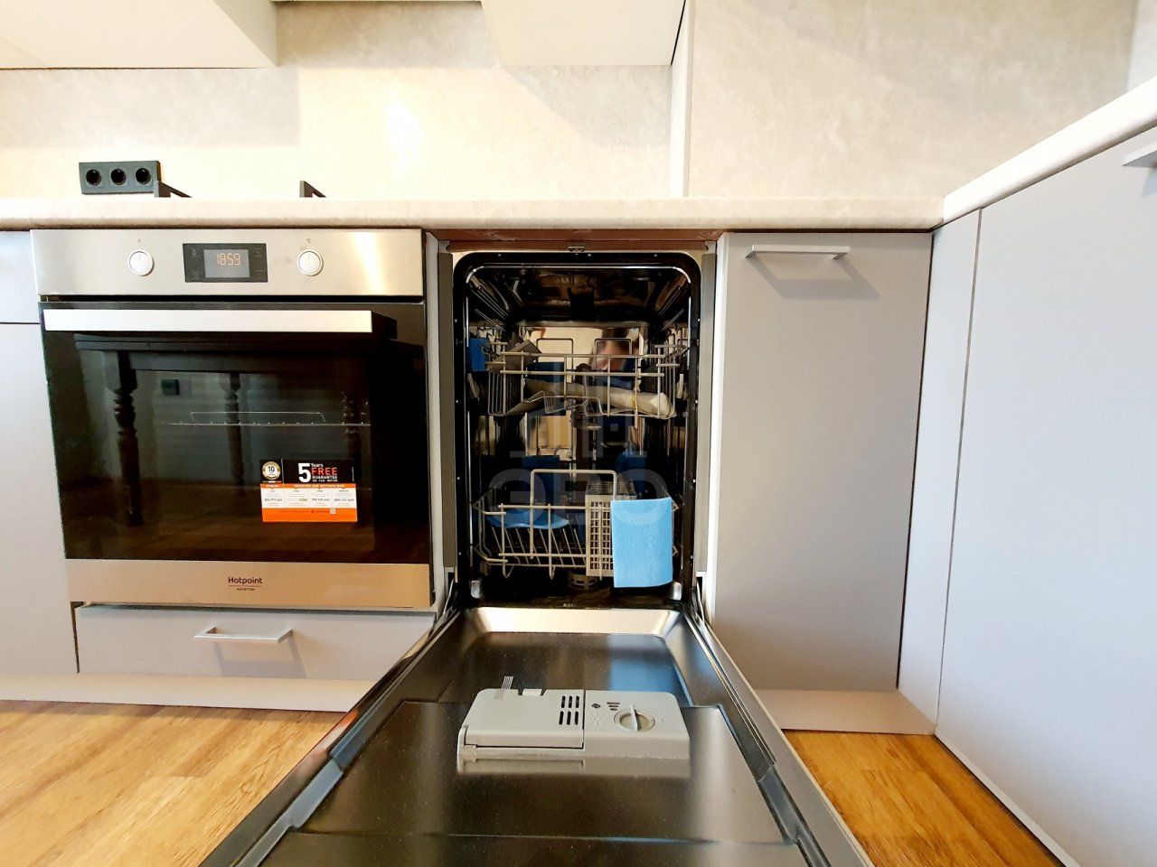 трехкомнатная квартира в Санкт-Петербурге по адресу: Садовая ул., 125