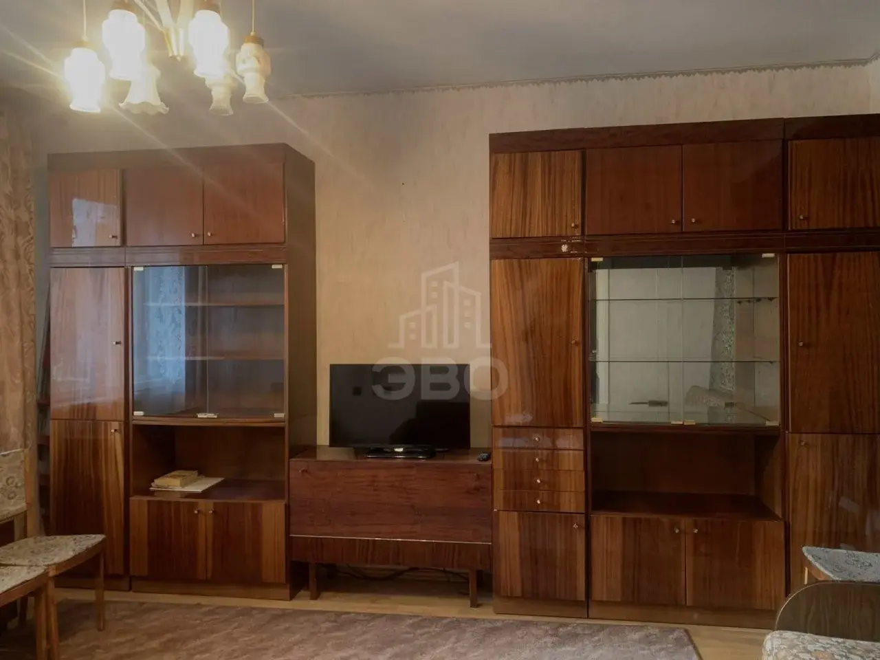 двухкомнатная квартира в Санкт-Петербурге по адресу: Наличная ул., 40, к 4