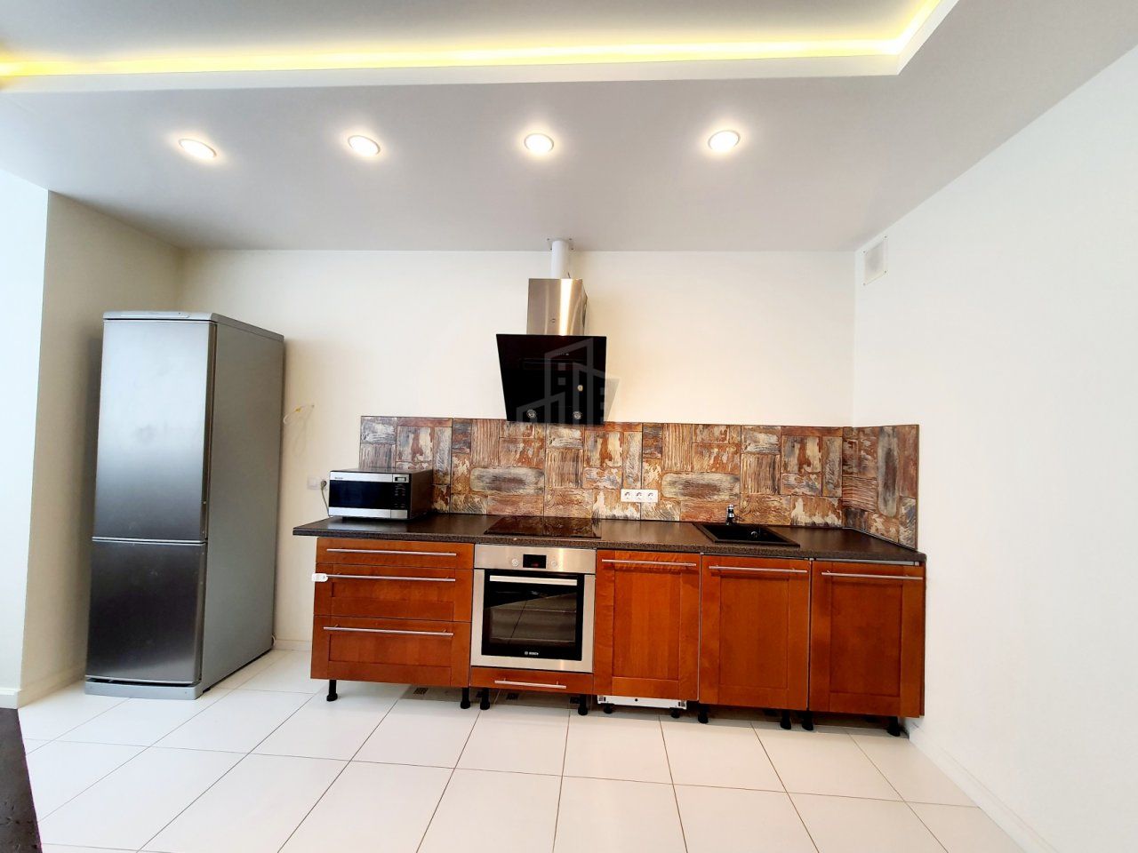 трехкомнатная квартира в Санкт-Петербурге по адресу: Реки Смоленки наб., 3, к 2