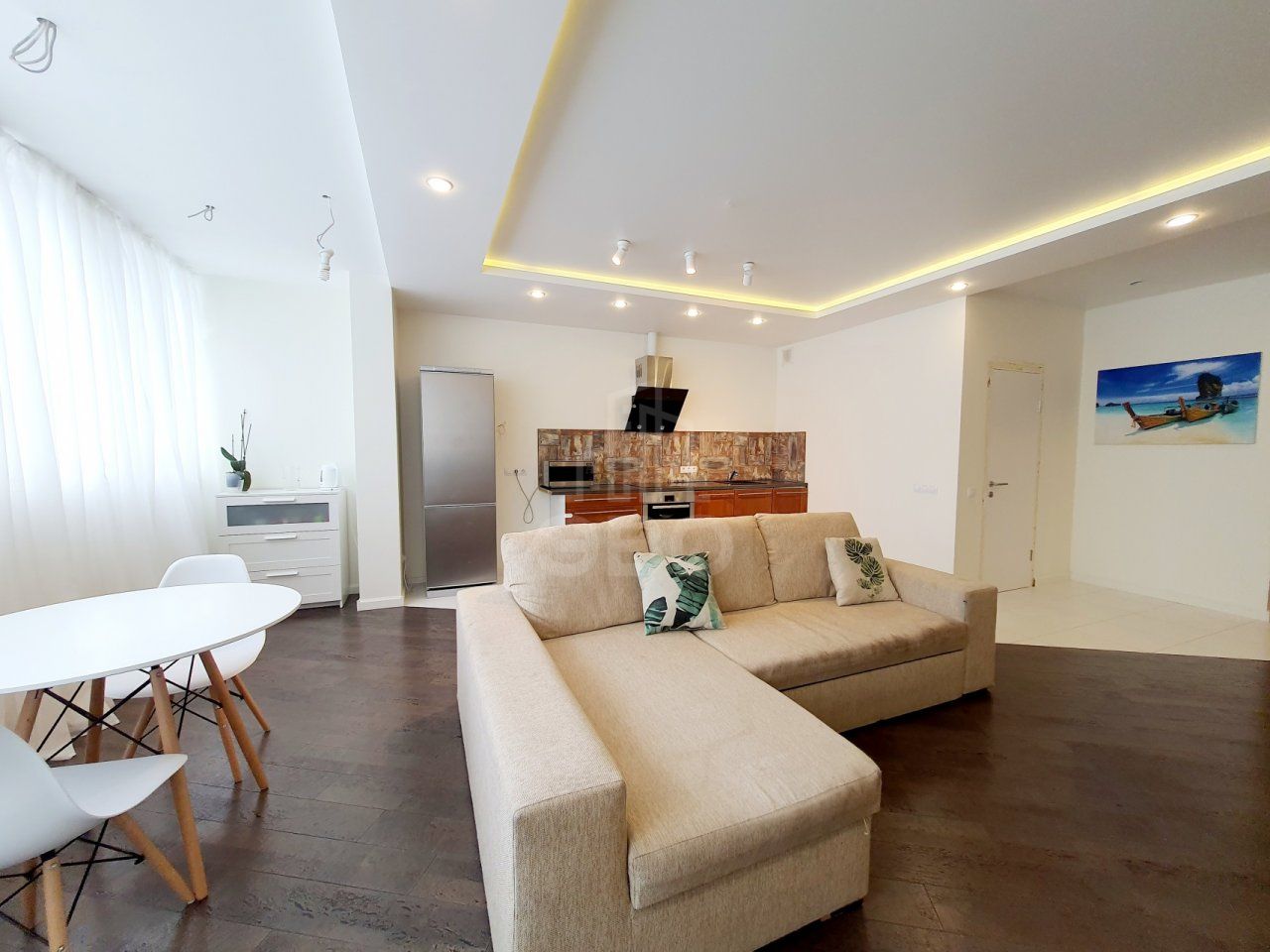 трехкомнатная квартира в Санкт-Петербурге по адресу: Реки Смоленки наб., 3, к 2