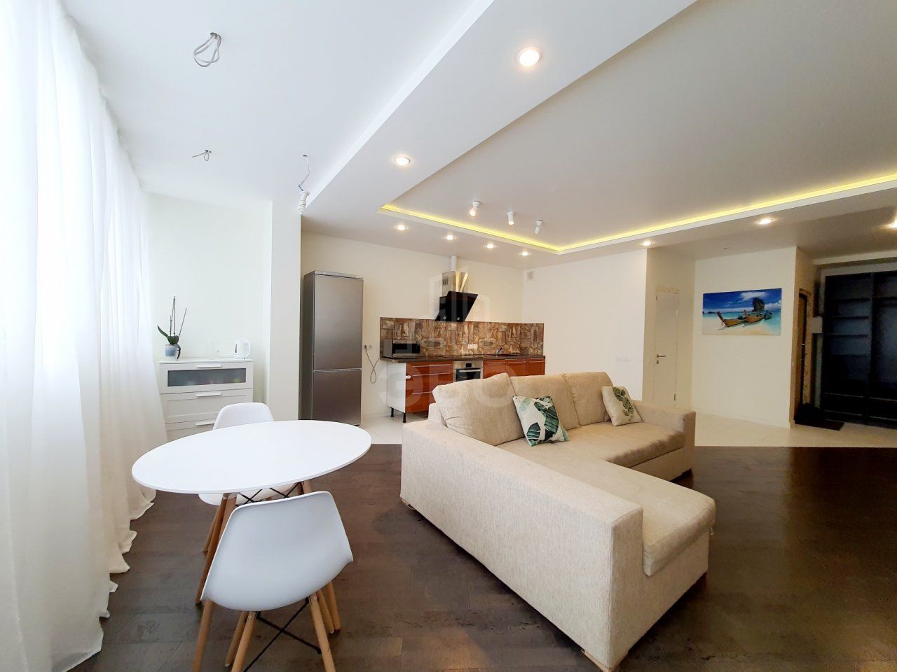 трехкомнатная квартира в Санкт-Петербурге по адресу: Реки Смоленки наб., 3, к 2