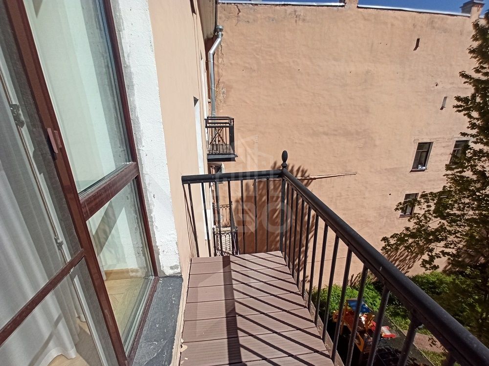 двухкомнатная квартира в Санкт-Петербурге по адресу: Миллионная ул., 15, литера Б