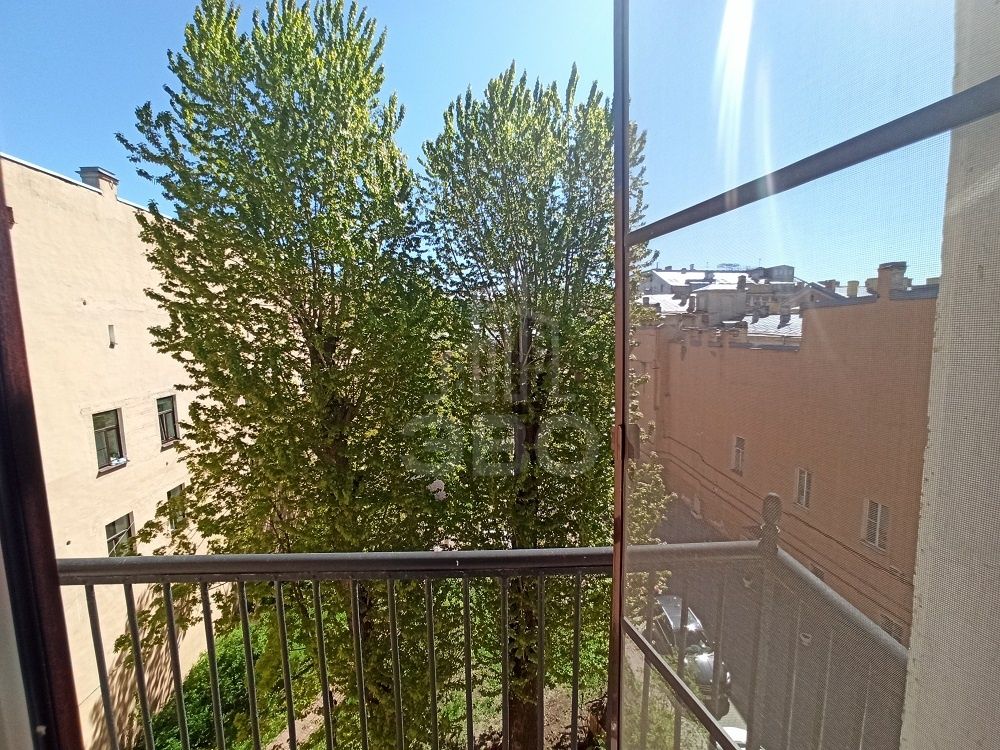 двухкомнатная квартира в Санкт-Петербурге по адресу: Миллионная ул., 15, литера Б