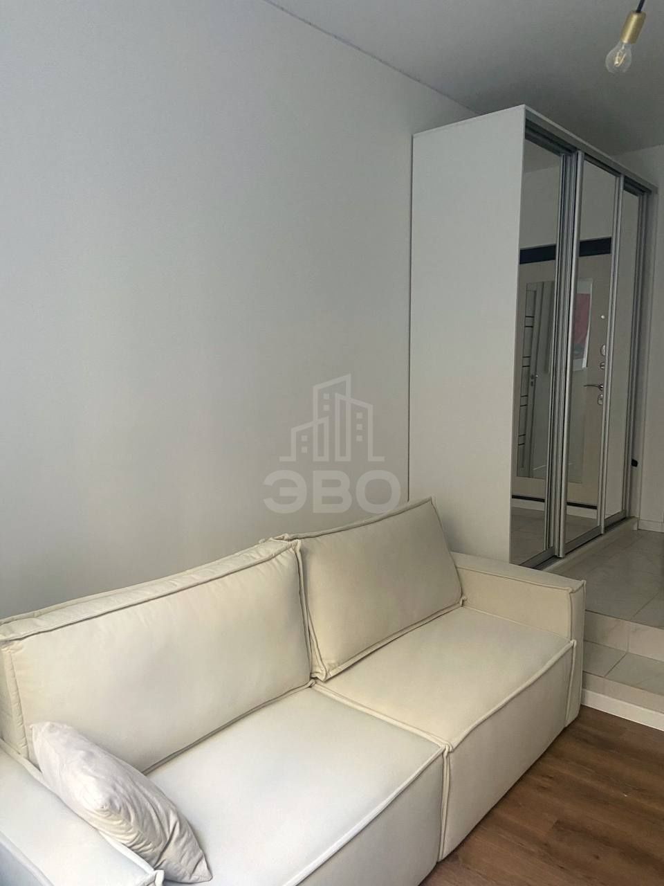 однокомнатная квартира в Санкт-Петербурге по адресу: Конная ул., 8