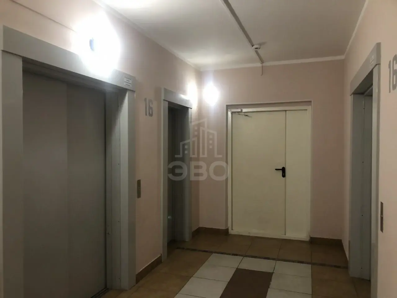 трехкомнатная квартира в Санкт-Петербурге по адресу: Королева проспект, 61, литера А