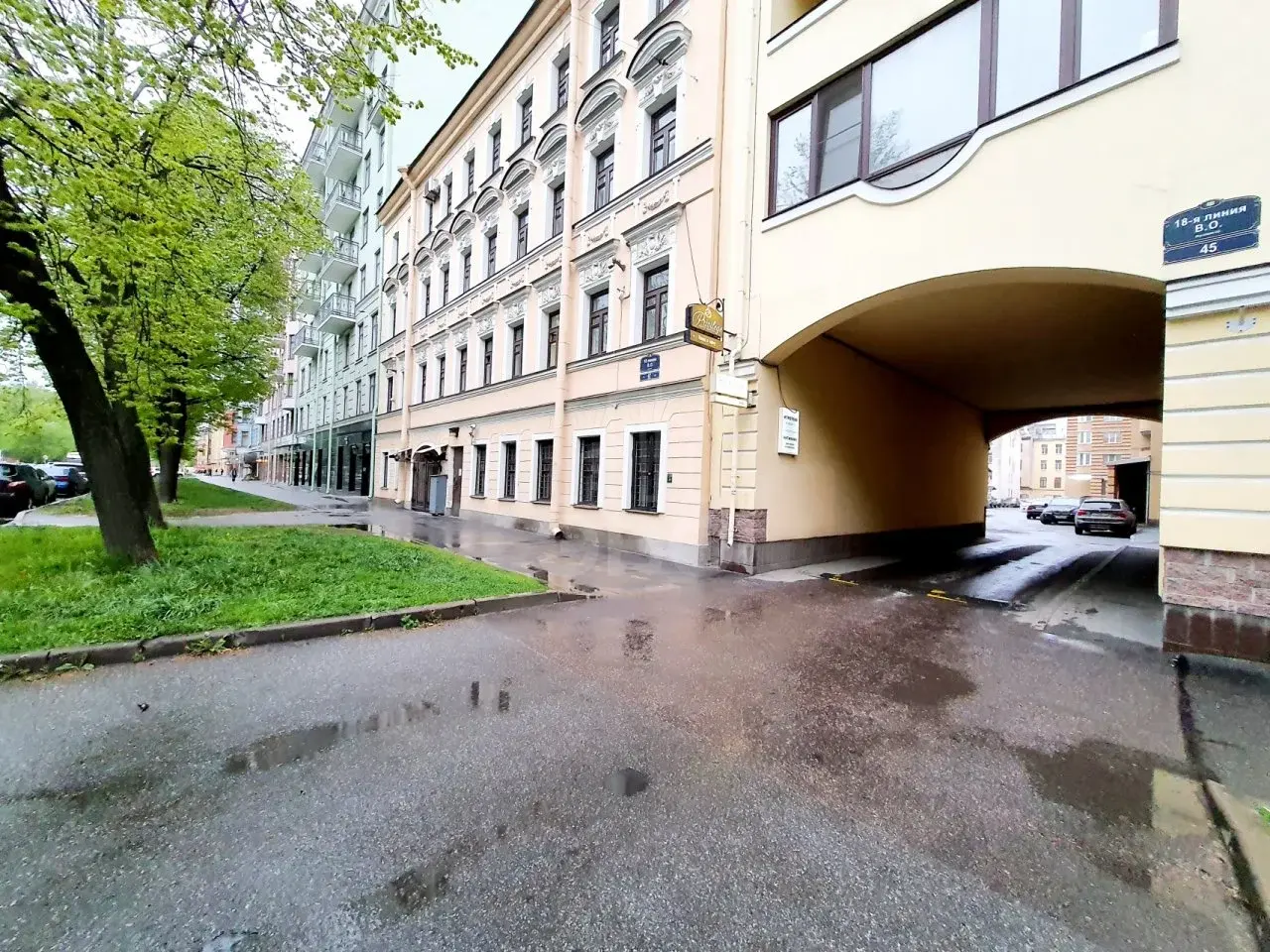 однокомнатная квартира в Санкт-Петербурге по адресу: 18-я В.О. линия, 45