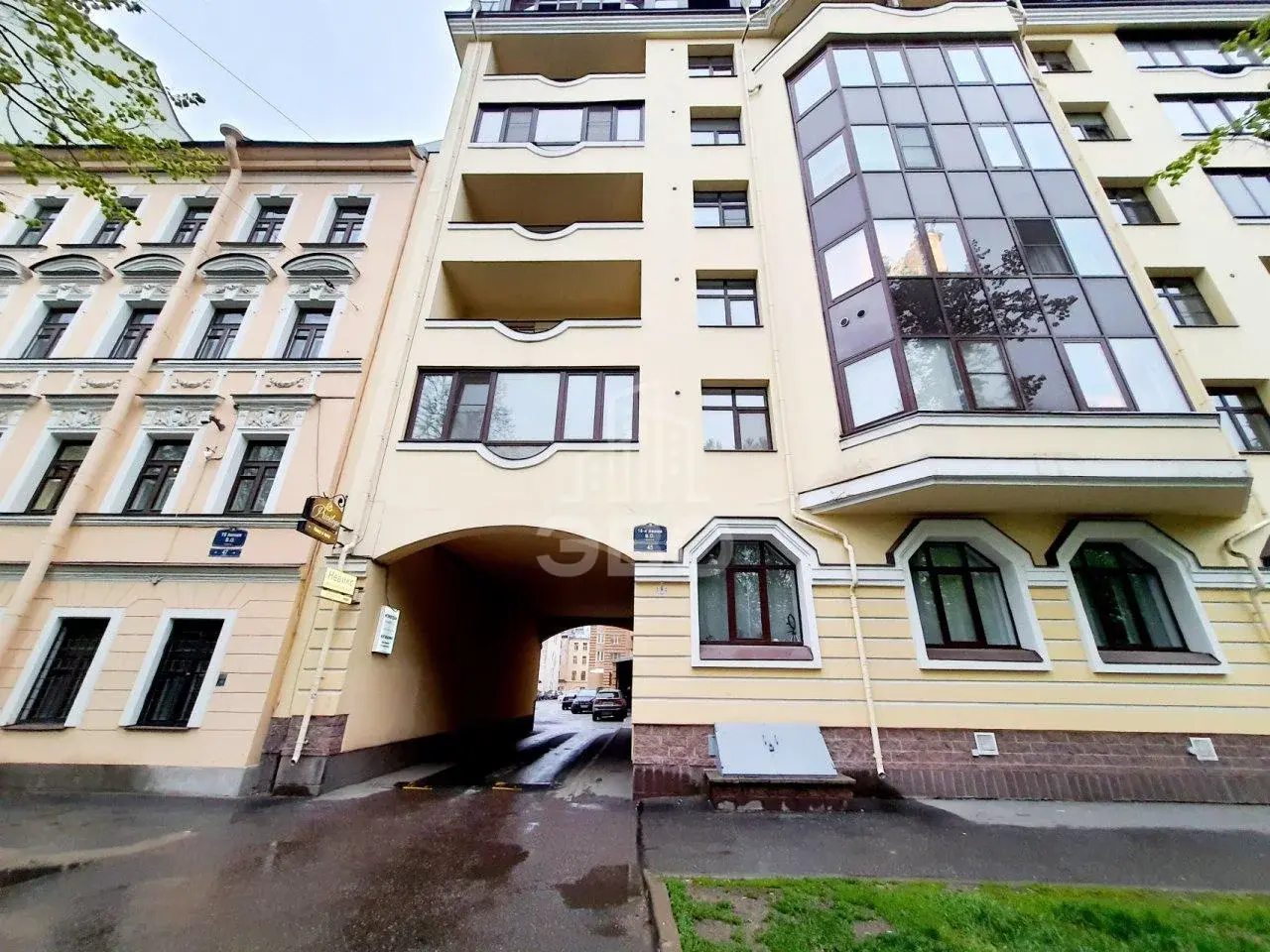 однокомнатная квартира в Санкт-Петербурге по адресу: 18-я В.О. линия, 45
