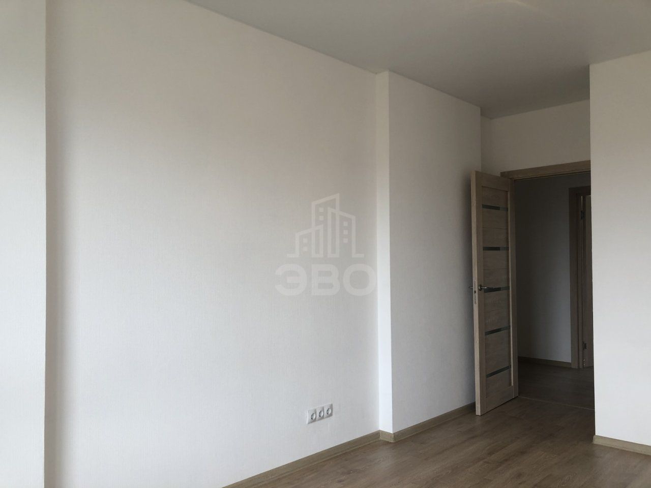 трехкомнатная квартира в Санкт-Петербурге по адресу: Ветеранов проспект, 169, к 6