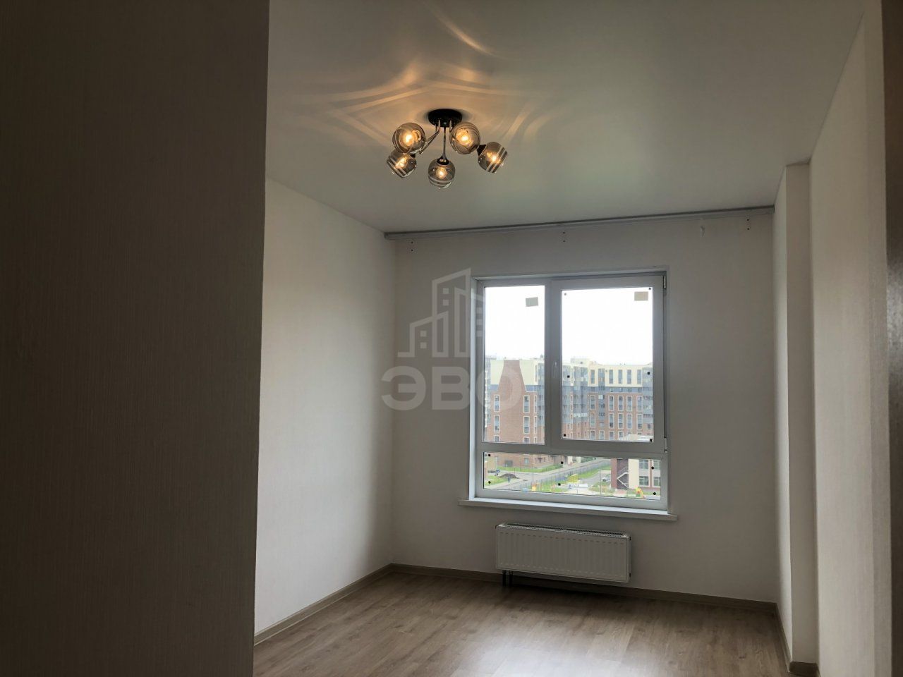 трехкомнатная квартира в Санкт-Петербурге по адресу: Ветеранов проспект, 169, к 6