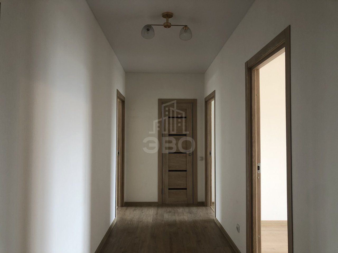 трехкомнатная квартира в Санкт-Петербурге по адресу: Ветеранов проспект, 169, к 6