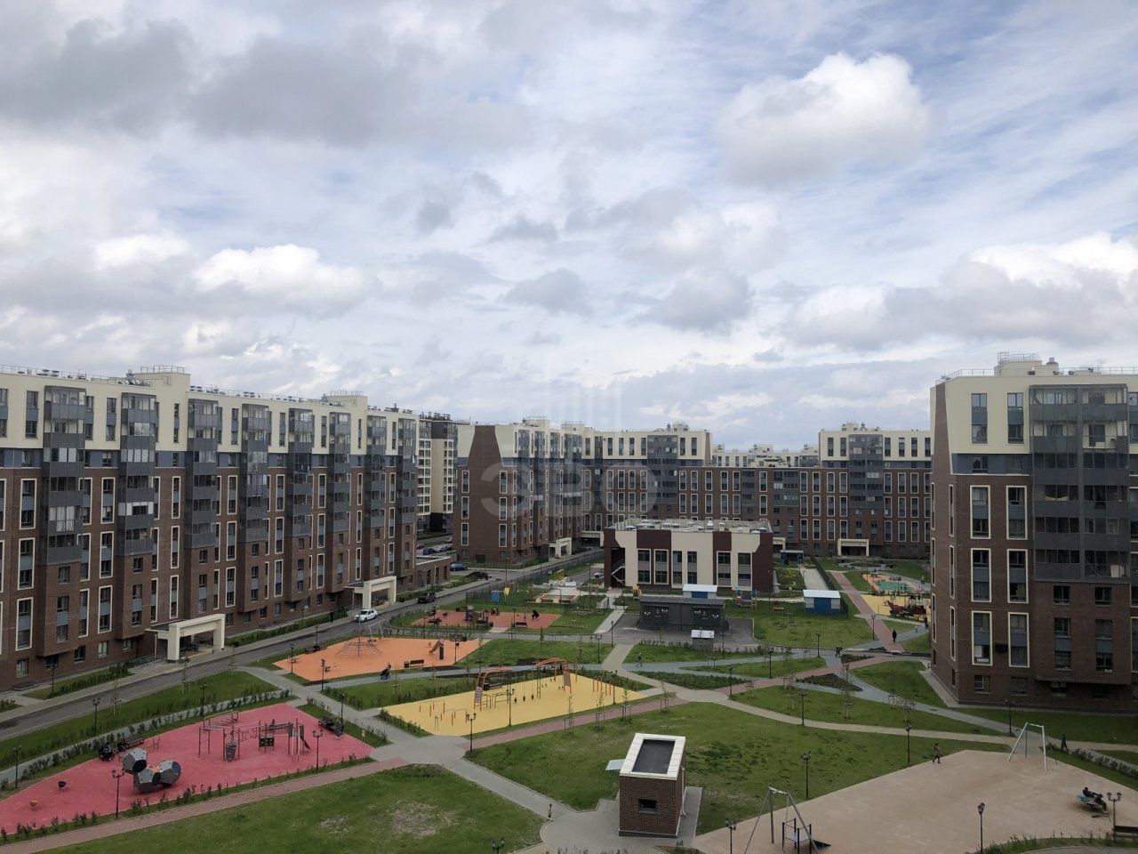 трехкомнатная квартира в Санкт-Петербурге по адресу: Ветеранов проспект, 169, к 6