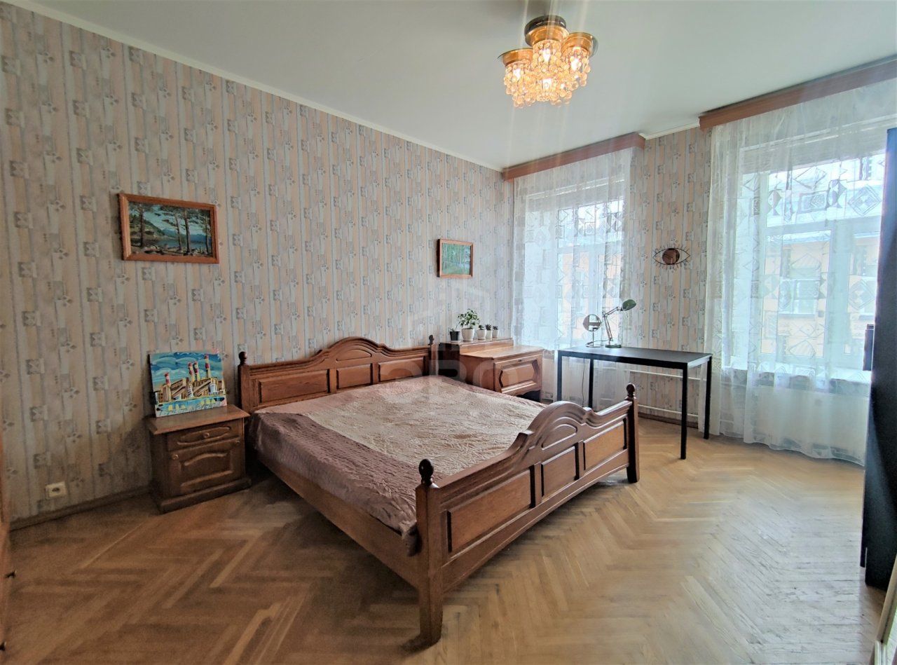 трехкомнатная квартира в Санкт-Петербурге по адресу: Смольный проспект, 9, литера А