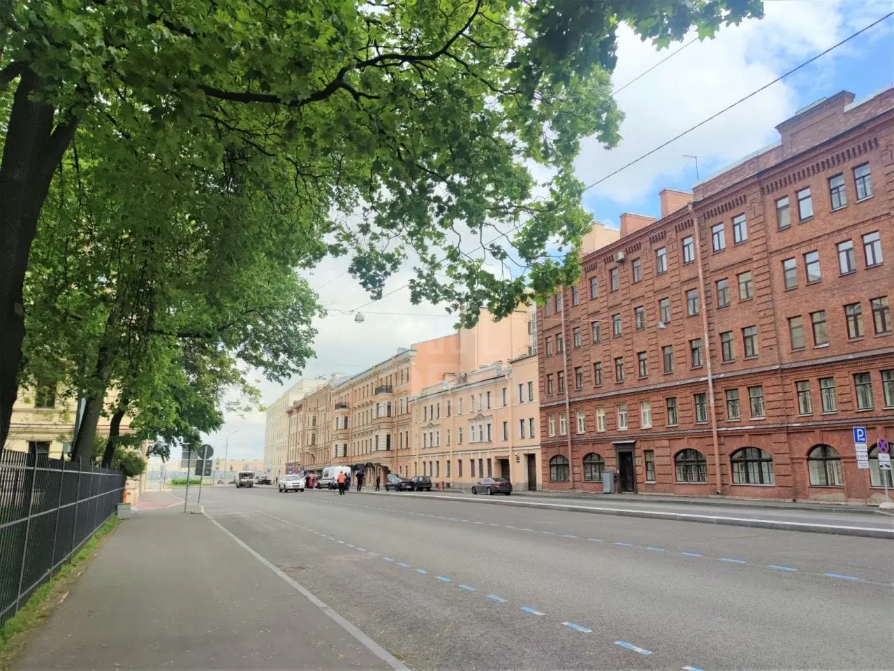 трехкомнатная квартира в Санкт-Петербурге по адресу: Смольный проспект, 9, литера А