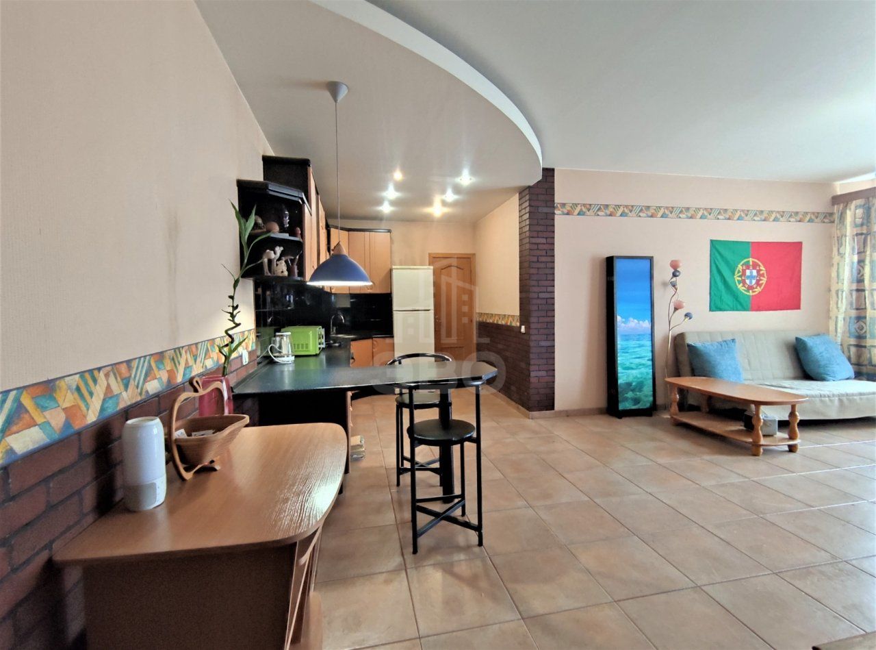 трехкомнатная квартира в Санкт-Петербурге по адресу: Смольный проспект, 9, литера А