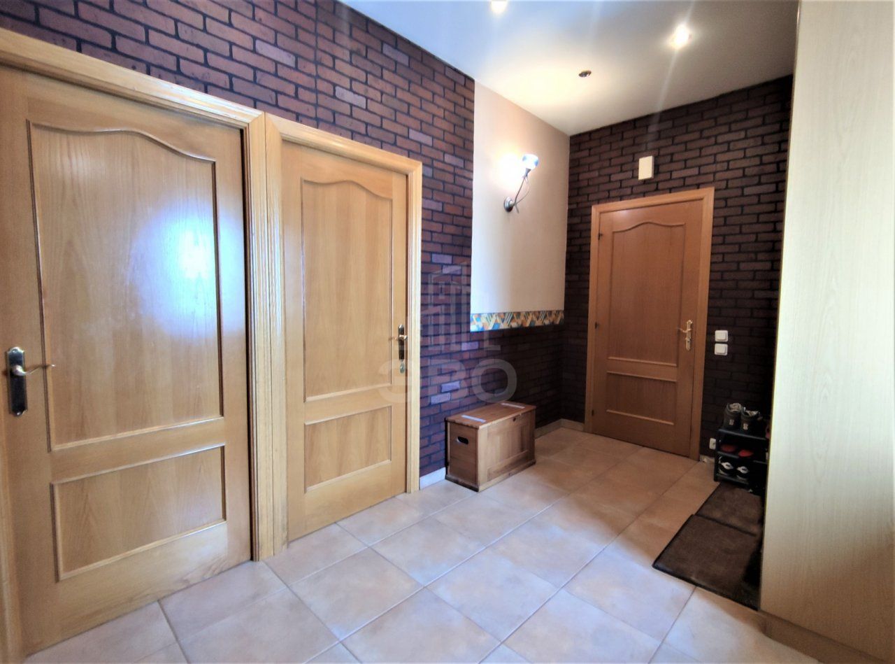 трехкомнатная квартира в Санкт-Петербурге по адресу: Смольный проспект, 9, литера А