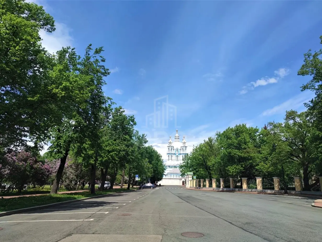 трехкомнатная квартира в Санкт-Петербурге по адресу: Смольный проспект, 9, литера А
