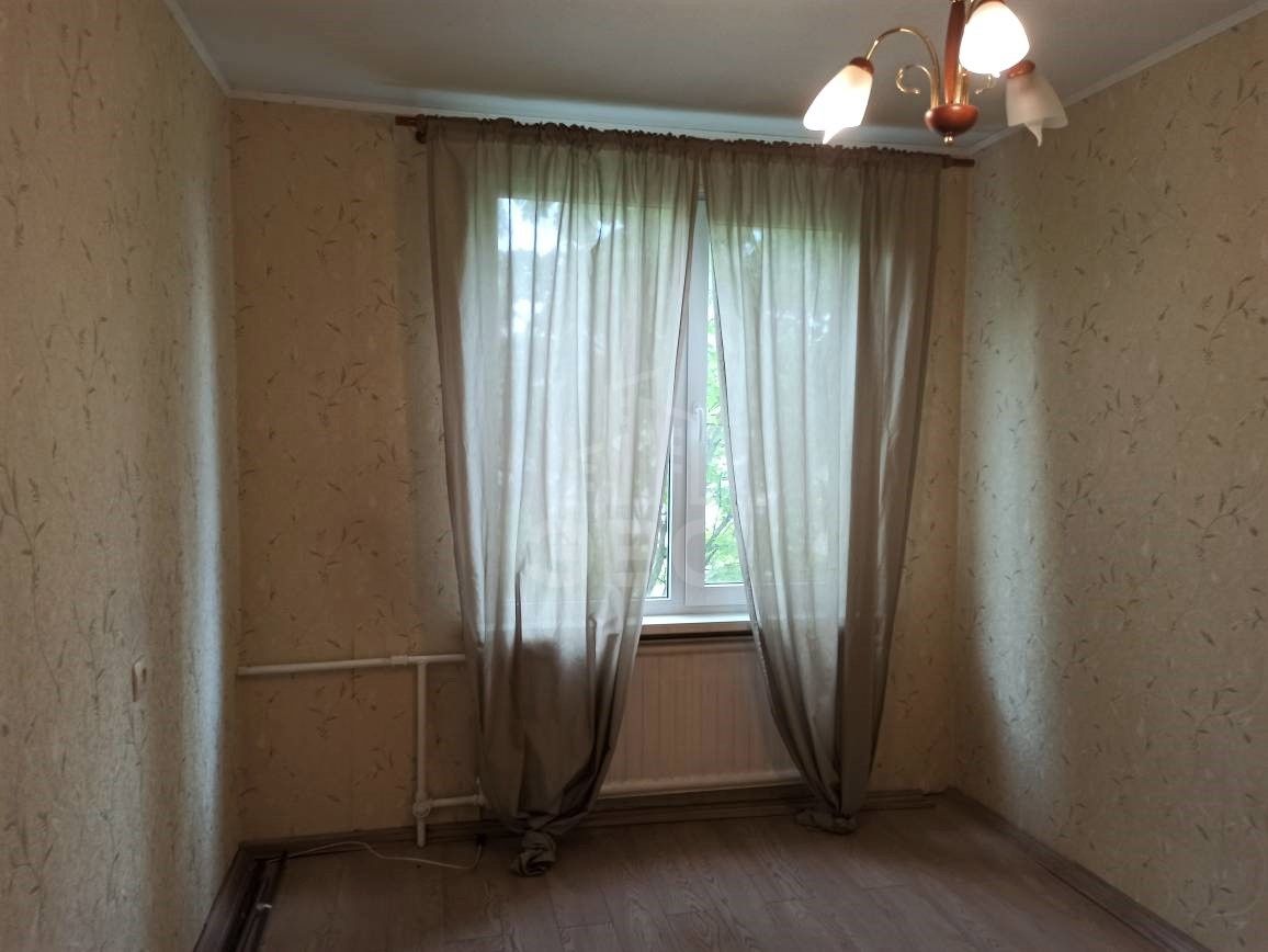 трехкомнатная квартира в Санкт-Петербурге по адресу: Костюшко ул., 15