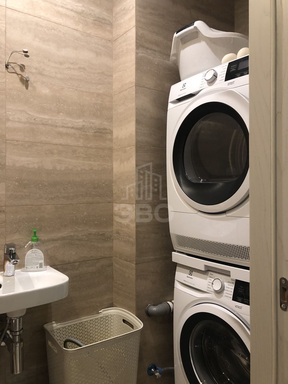 двухкомнатная квартира в Санкт-Петербурге по адресу: Грибалевой ул., 7, к 1