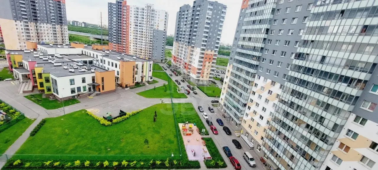 двухкомнатная квартира в Санкт-Петербурге по адресу: Корнея Чуковского ул., 3, к 3