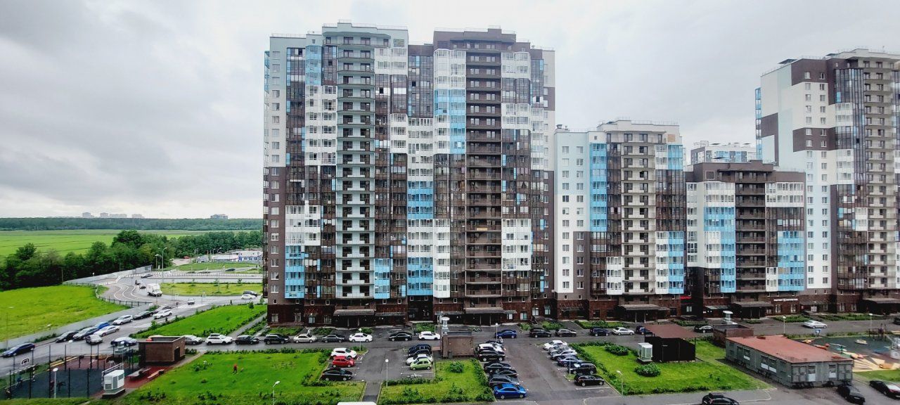 однокомнатная квартира в Санкт-Петербурге по адресу: Арцеуловская аллея, 21