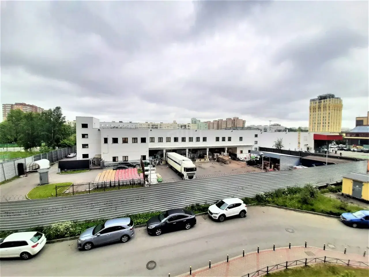 однокомнатная квартира в Санкт-Петербурге по адресу: Брянцева ул., 13, к 1