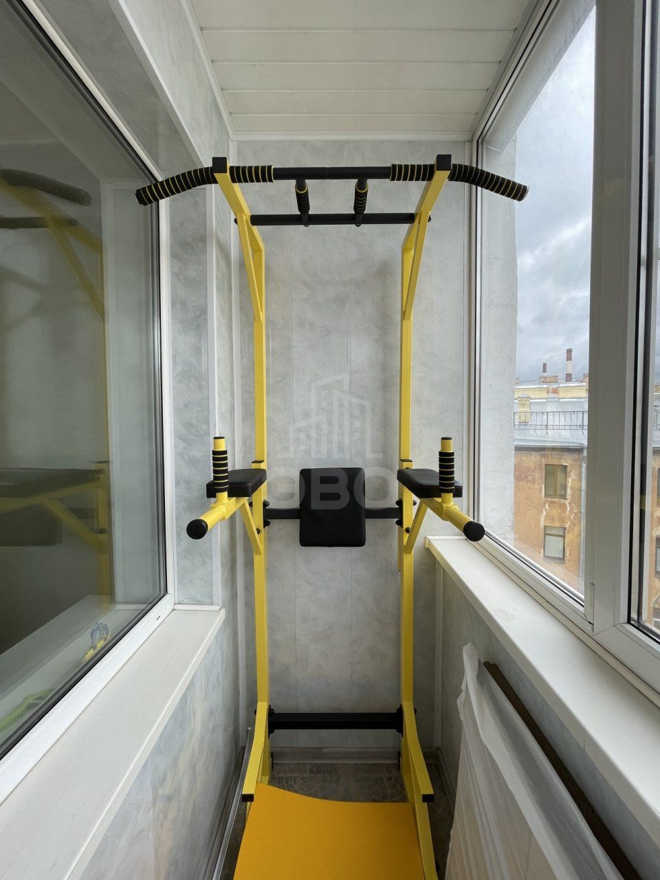 двухкомнатная квартира в Санкт-Петербурге по адресу: Моисеенко ул., 5