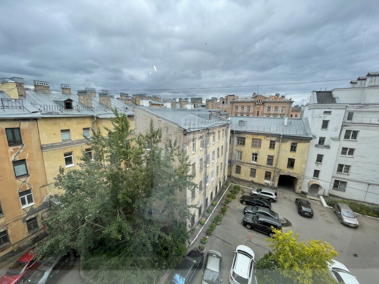 двухкомнатная квартира в Санкт-Петербурге по адресу: Моисеенко ул., 5