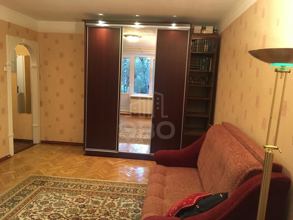 однокомнатная квартира в Санкт-Петербурге по адресу: Нахимова ул., 6