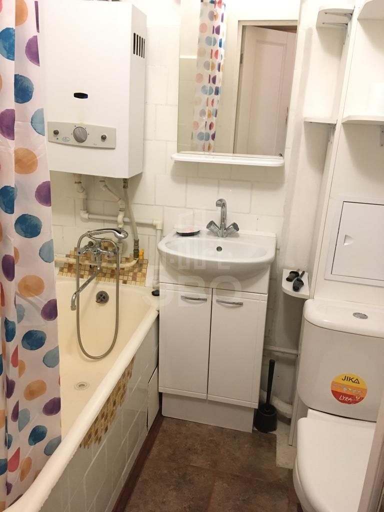 однокомнатная квартира в Санкт-Петербурге по адресу: Нахимова ул., 6