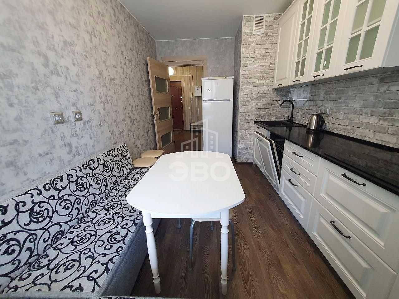 однокомнатная квартира в Санкт-Петербурге по адресу: Шелгунова ул., 7, к 2