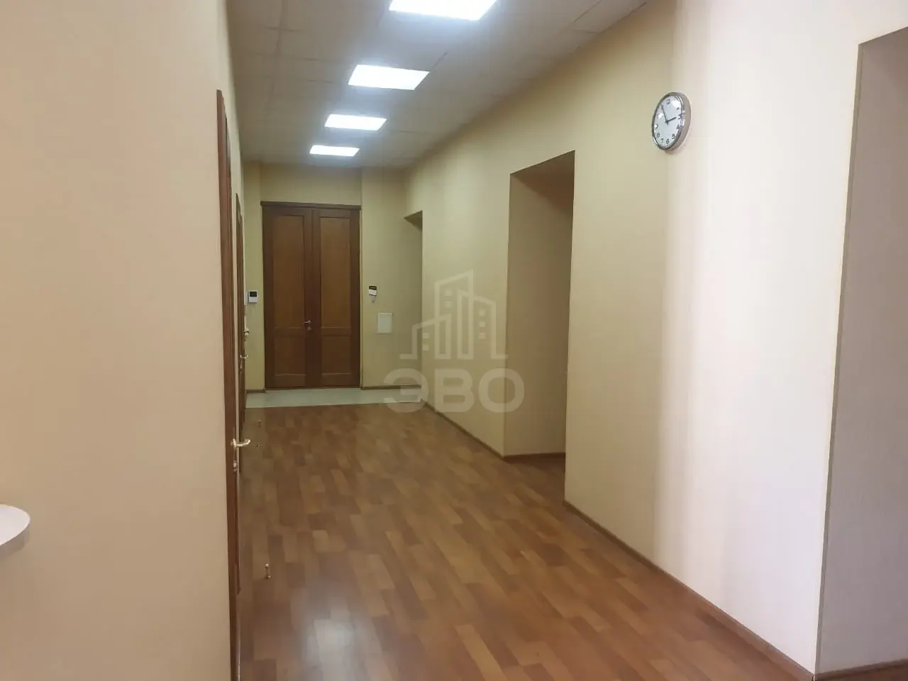 многокомнатная квартира в Санкт-Петербурге по адресу: Большой В.О. проспект, 50