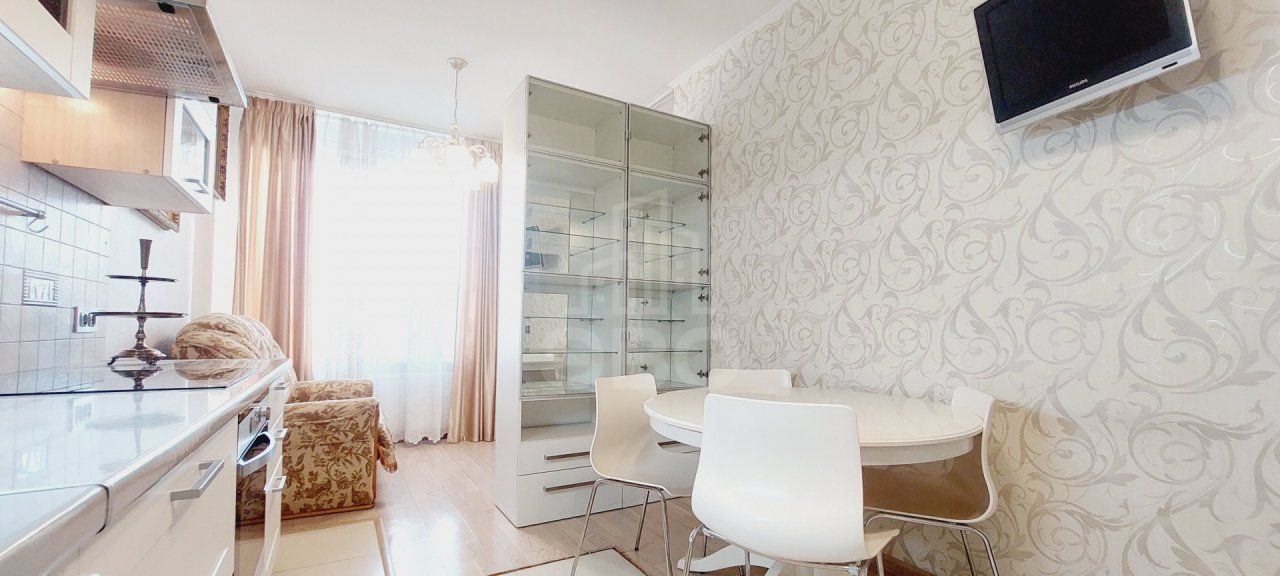 однокомнатная квартира в Санкт-Петербурге по адресу: Композиторов ул., 12