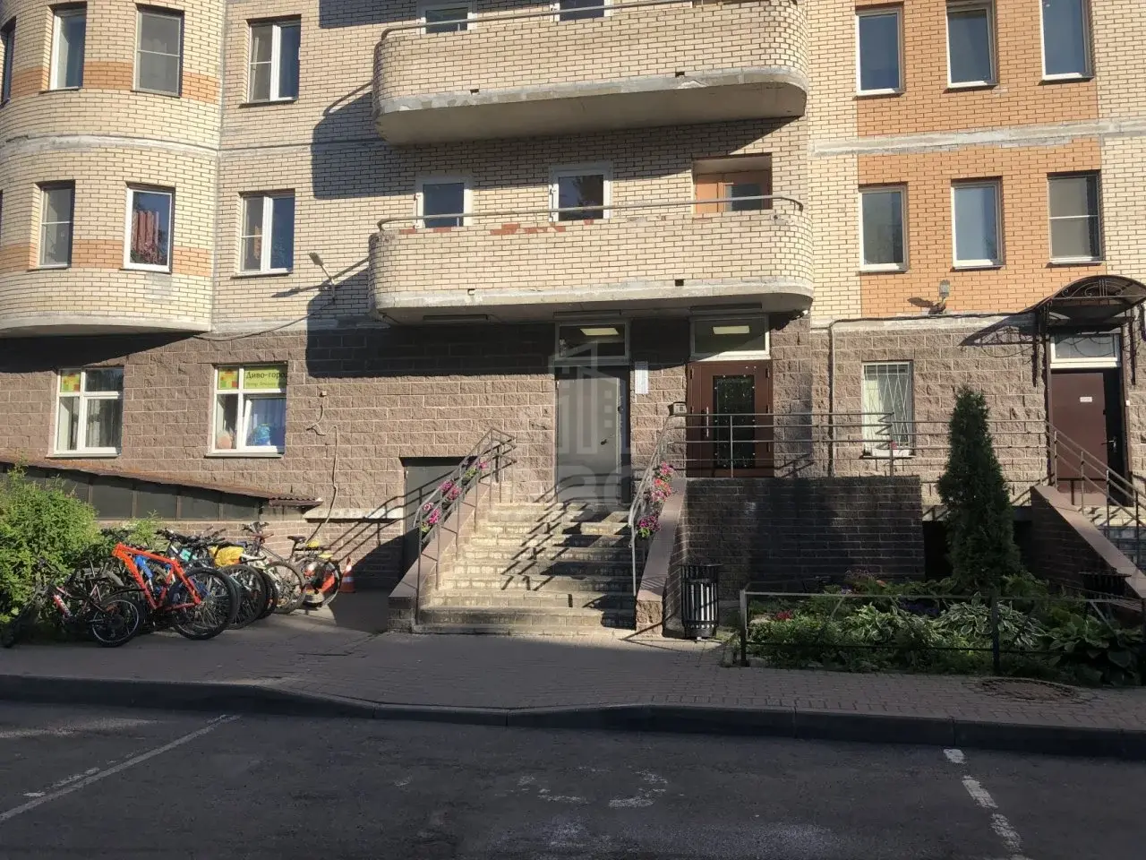однокомнатная квартира в Санкт-Петербурге по адресу: Солидарности проспект, 9, к 3