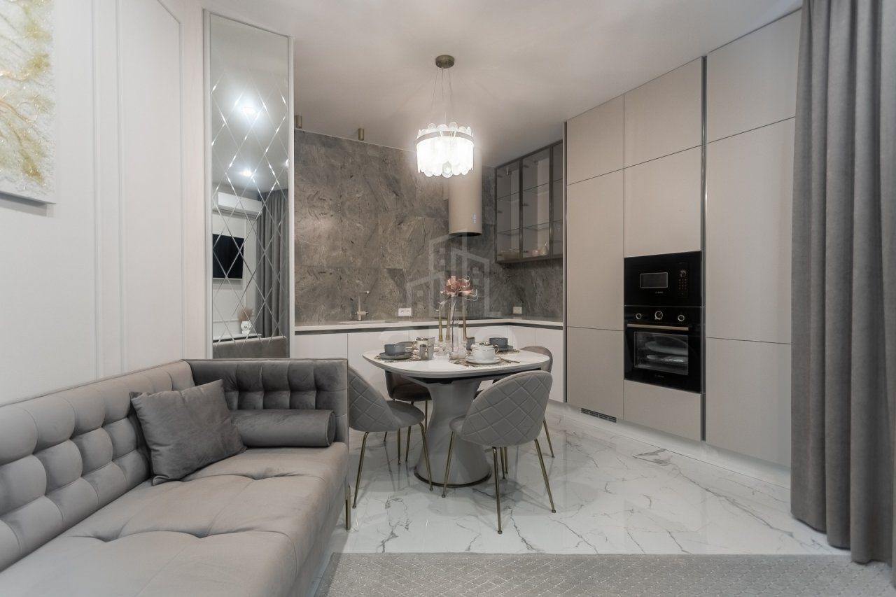 двухкомнатная квартира в Санкт-Петербурге по адресу: Типанова ул., 23, к 1