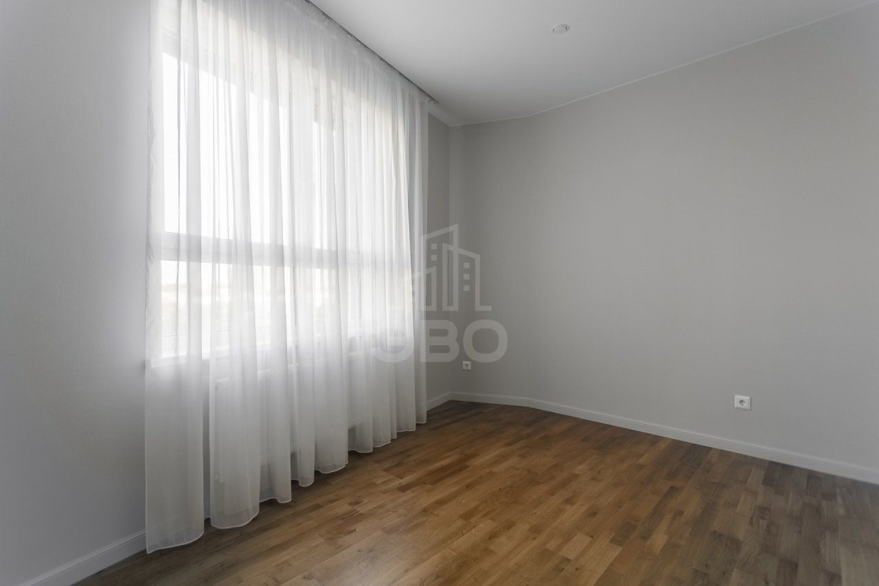 двухкомнатная квартира в Санкт-Петербурге по адресу: Типанова ул., 23, к 1