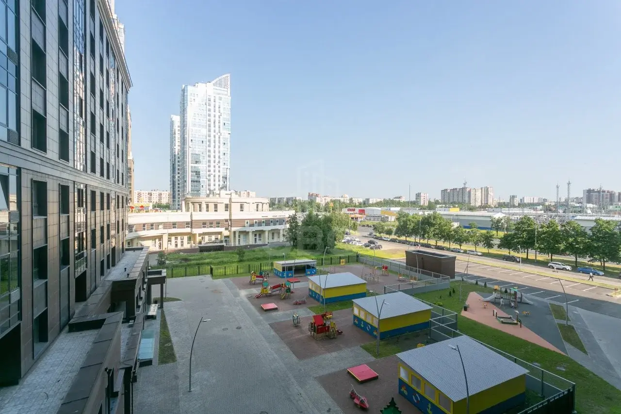 двухкомнатная квартира в Санкт-Петербурге по адресу: Типанова ул., 23, к 1