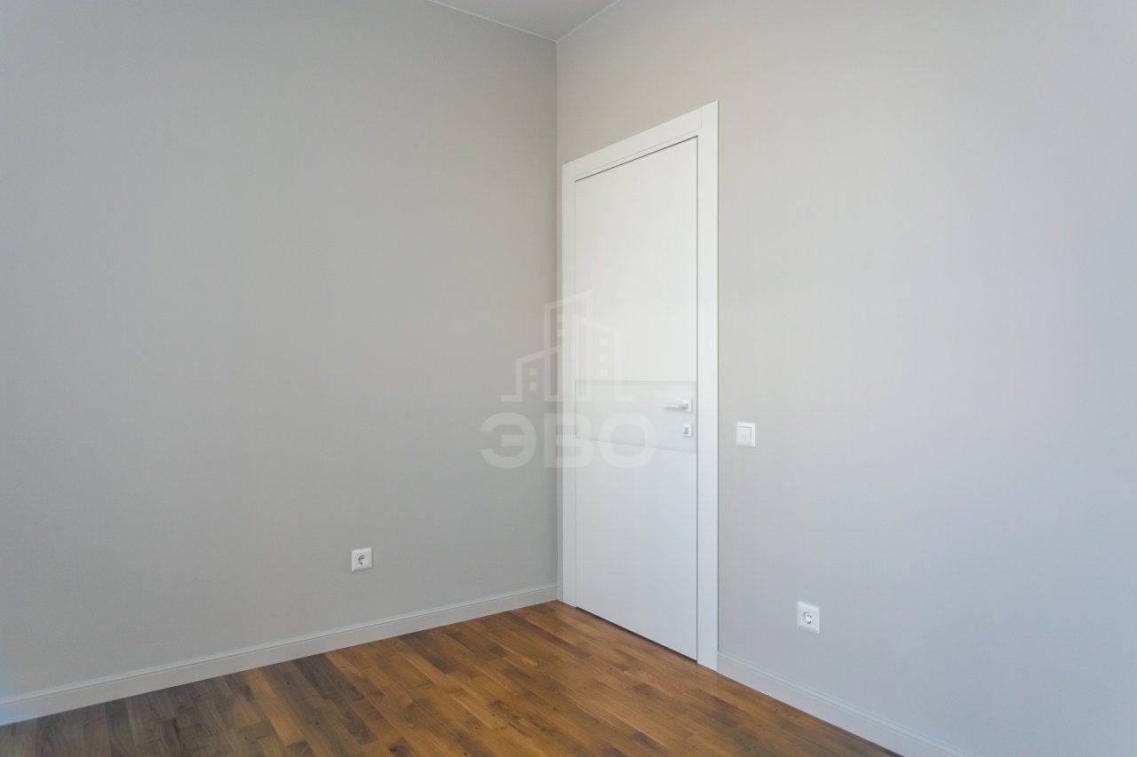 двухкомнатная квартира в Санкт-Петербурге по адресу: Типанова ул., 23, к 1