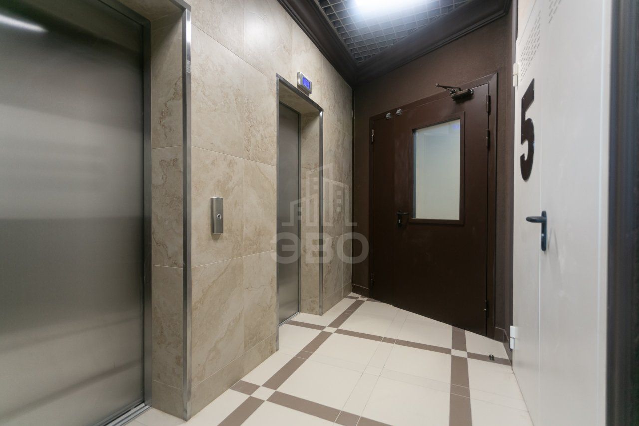 двухкомнатная квартира в Санкт-Петербурге по адресу: Типанова ул., 23, к 1