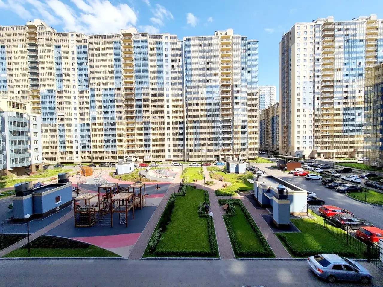 однокомнатная квартира в Санкт-Петербурге по адресу: Арцеуловская аллея, 21, к 1